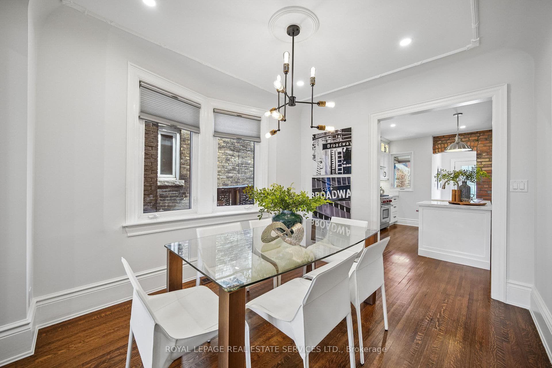 577 Ossington Avenue photo 8