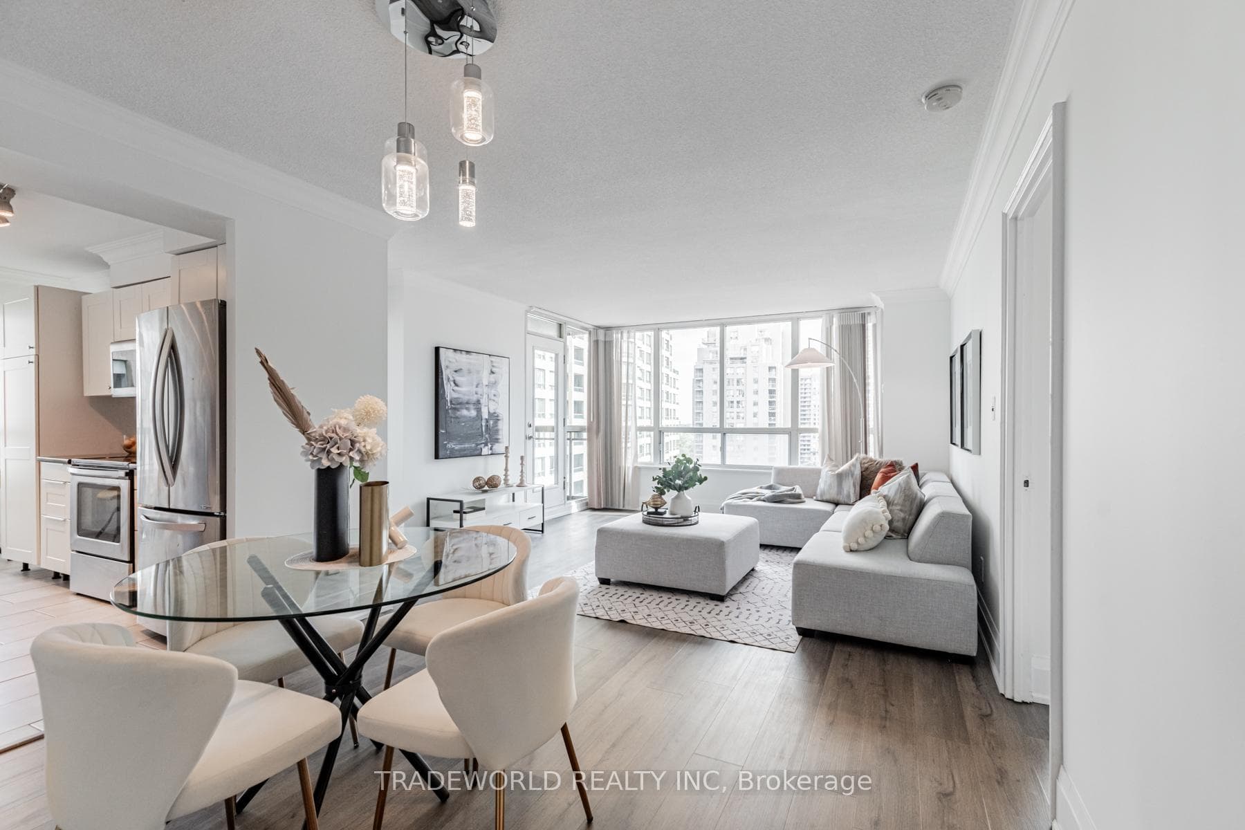 18 Parkview Avenue Unit 1506 photo 5