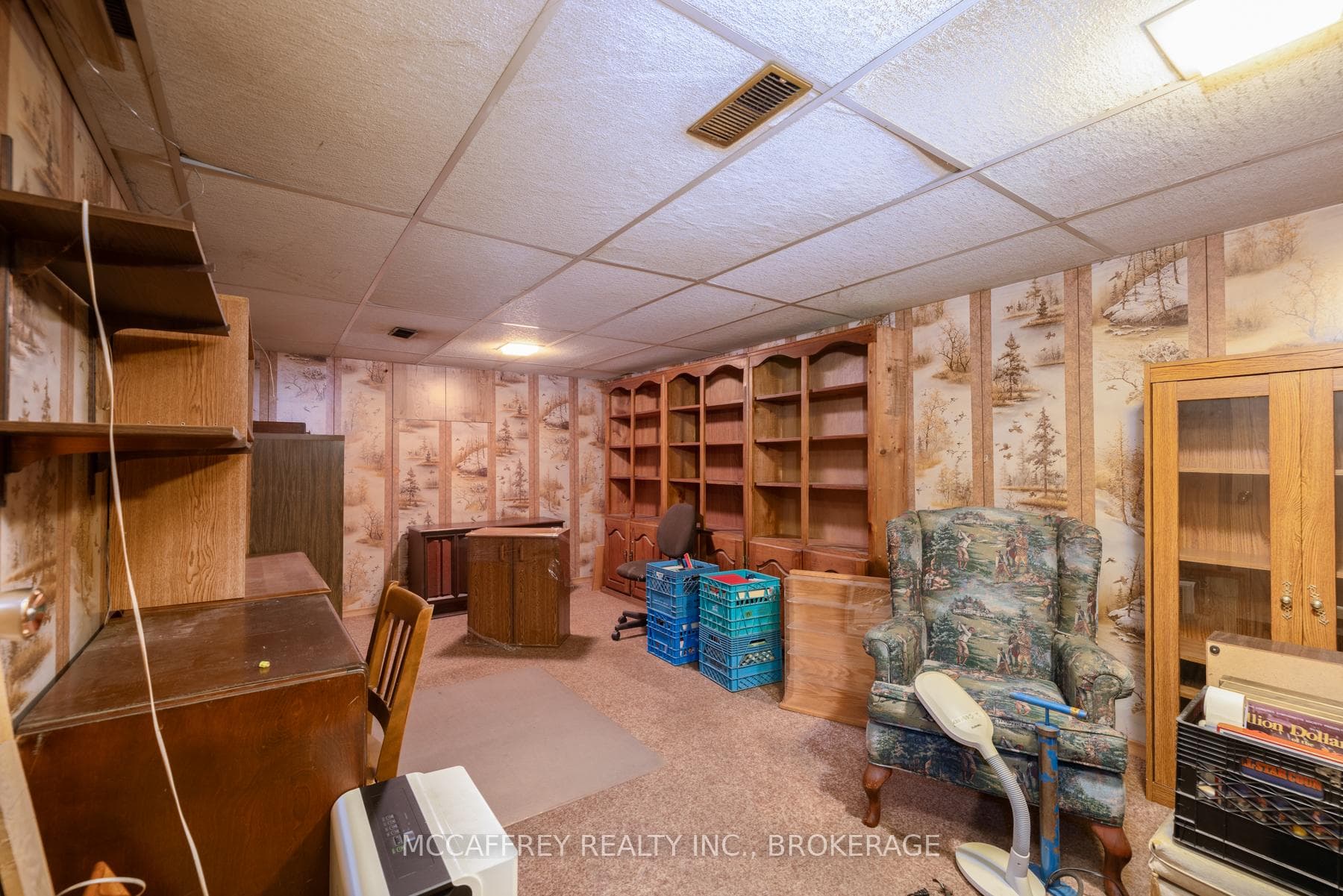 174 Thomas Street photo 27