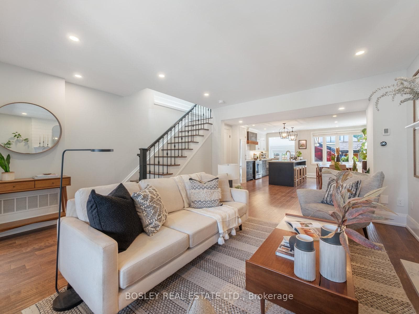 13 Patricia Drive photo 10