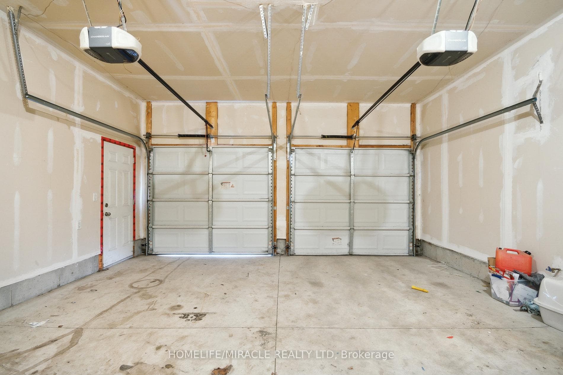 2823 Asima Drive photo 43