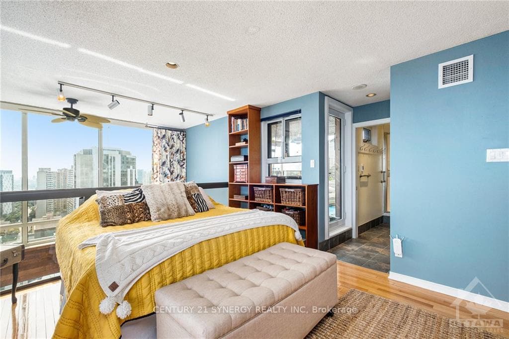 199 KENT Street Unit PH2407 photo 21