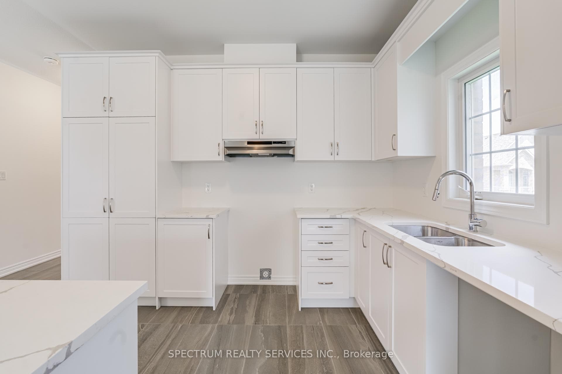 8 Abelia Street photo 19