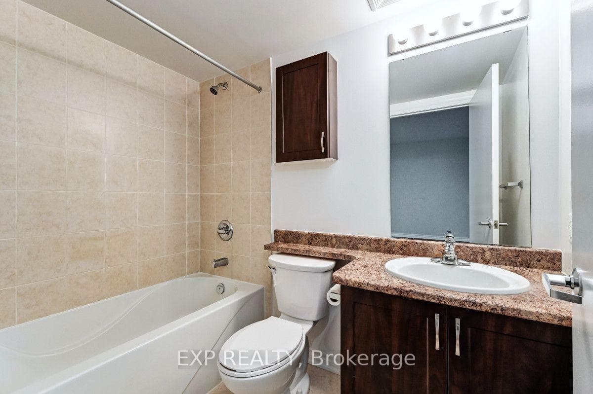 234 Rideau Street Unit 304 photo 25