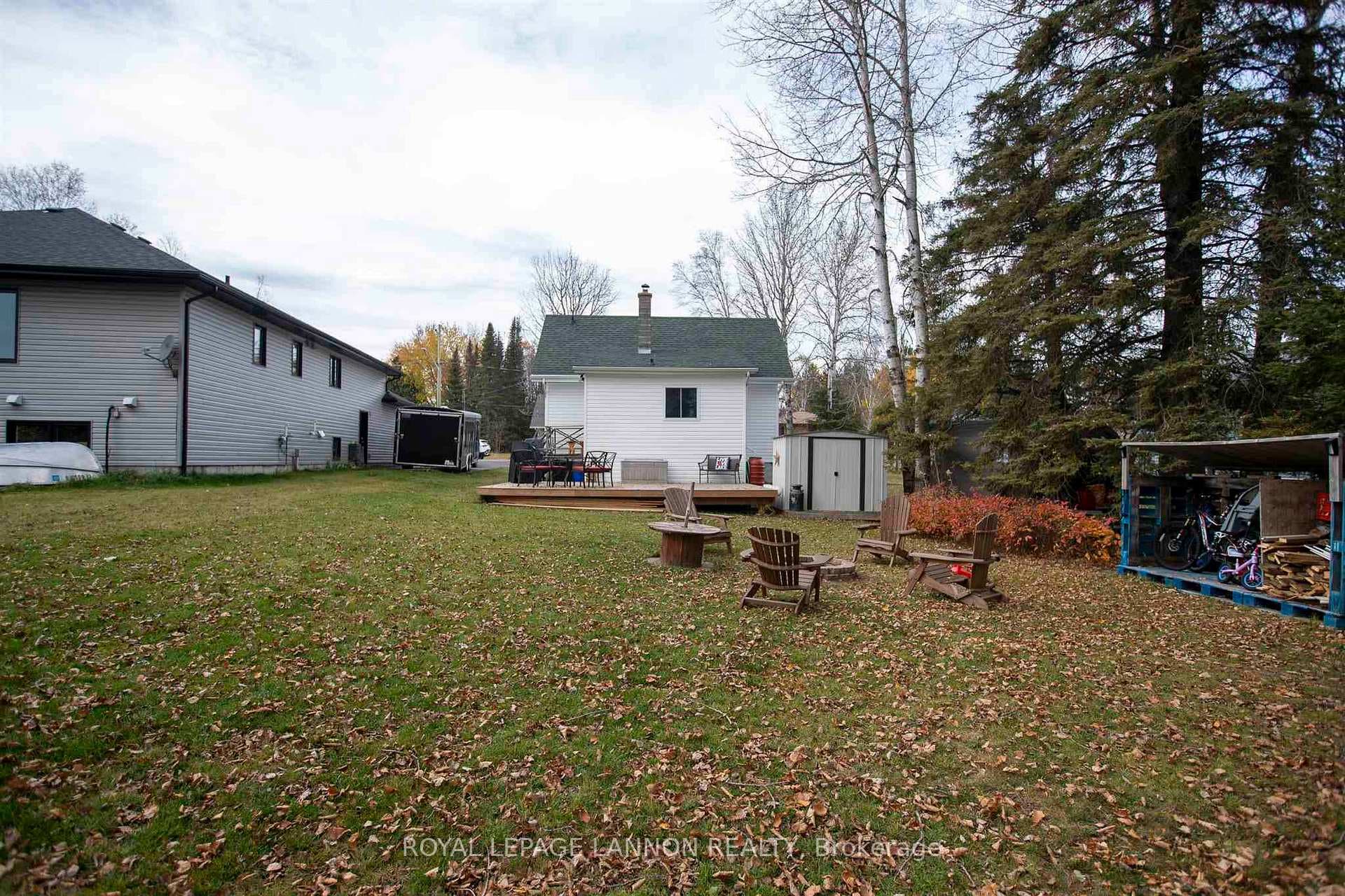 331 Masters St. photo 37