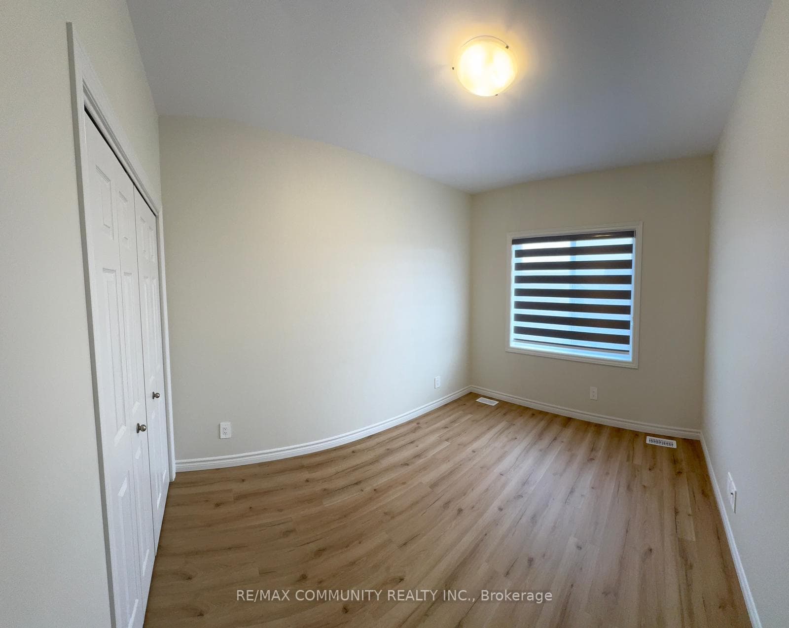 64B Riverstone Way photo 6