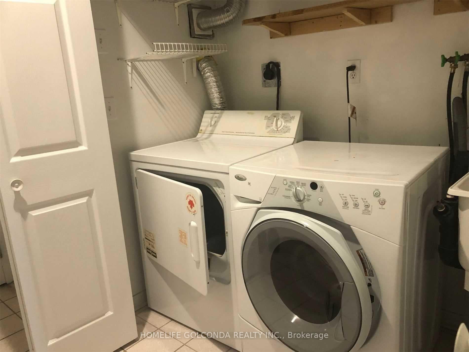 28 Rosebank Drive Unit 907 photo 14