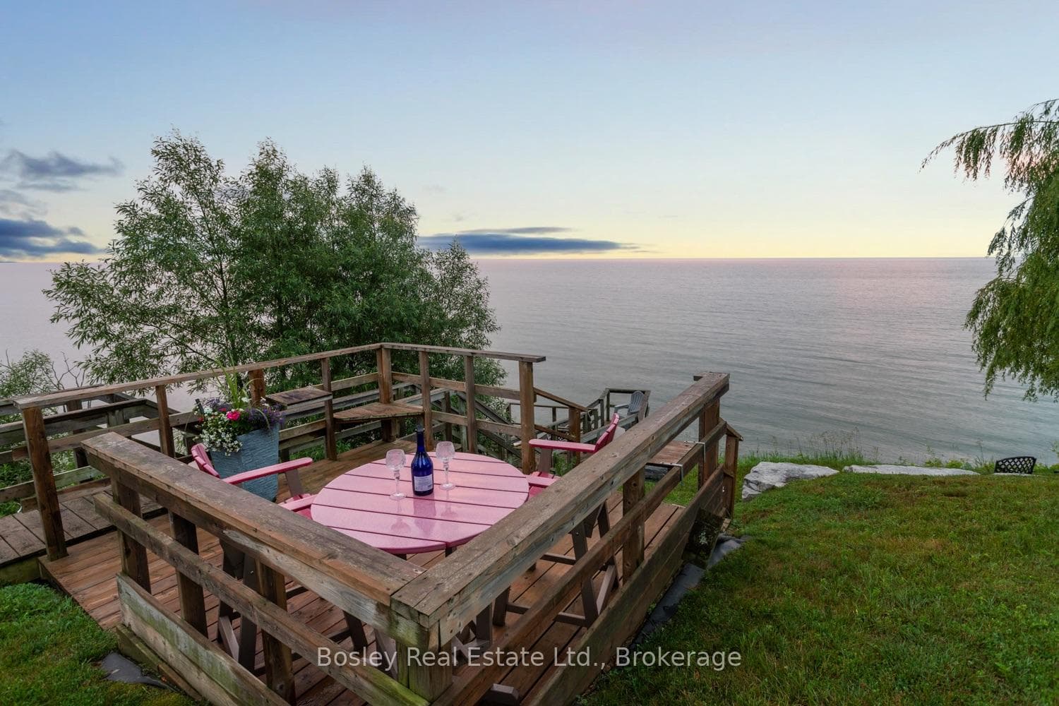 373 Victoria Beach Road photo 47