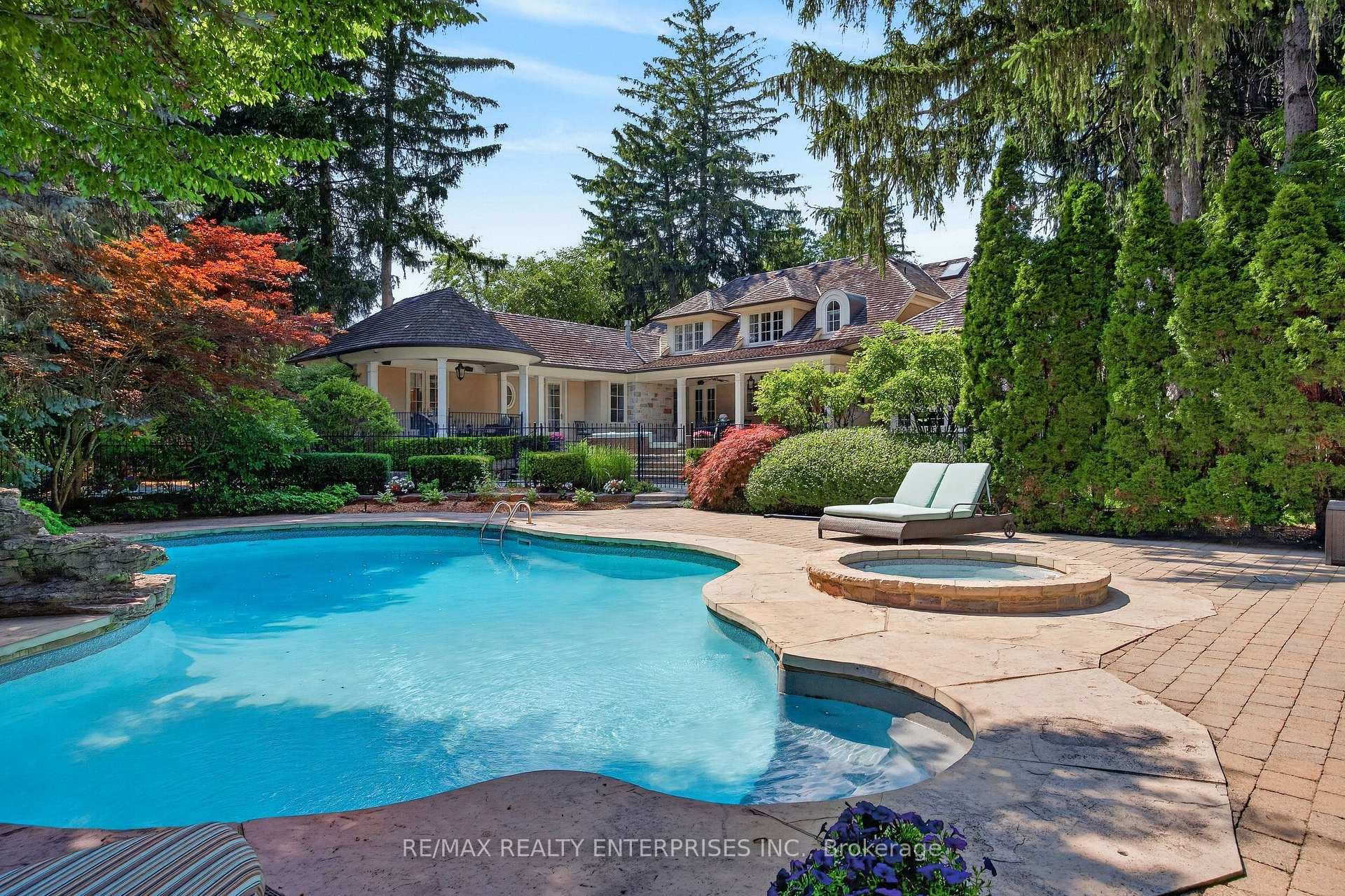 1396 Crescent Road photo 40