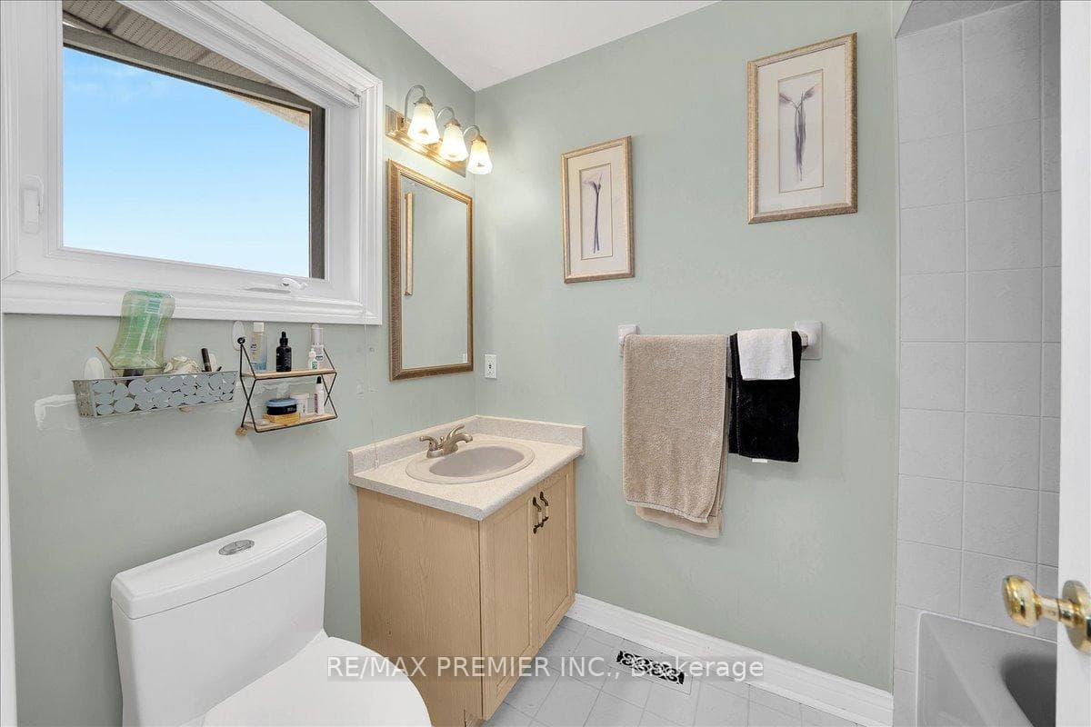 17 Berrydown Drive photo 21