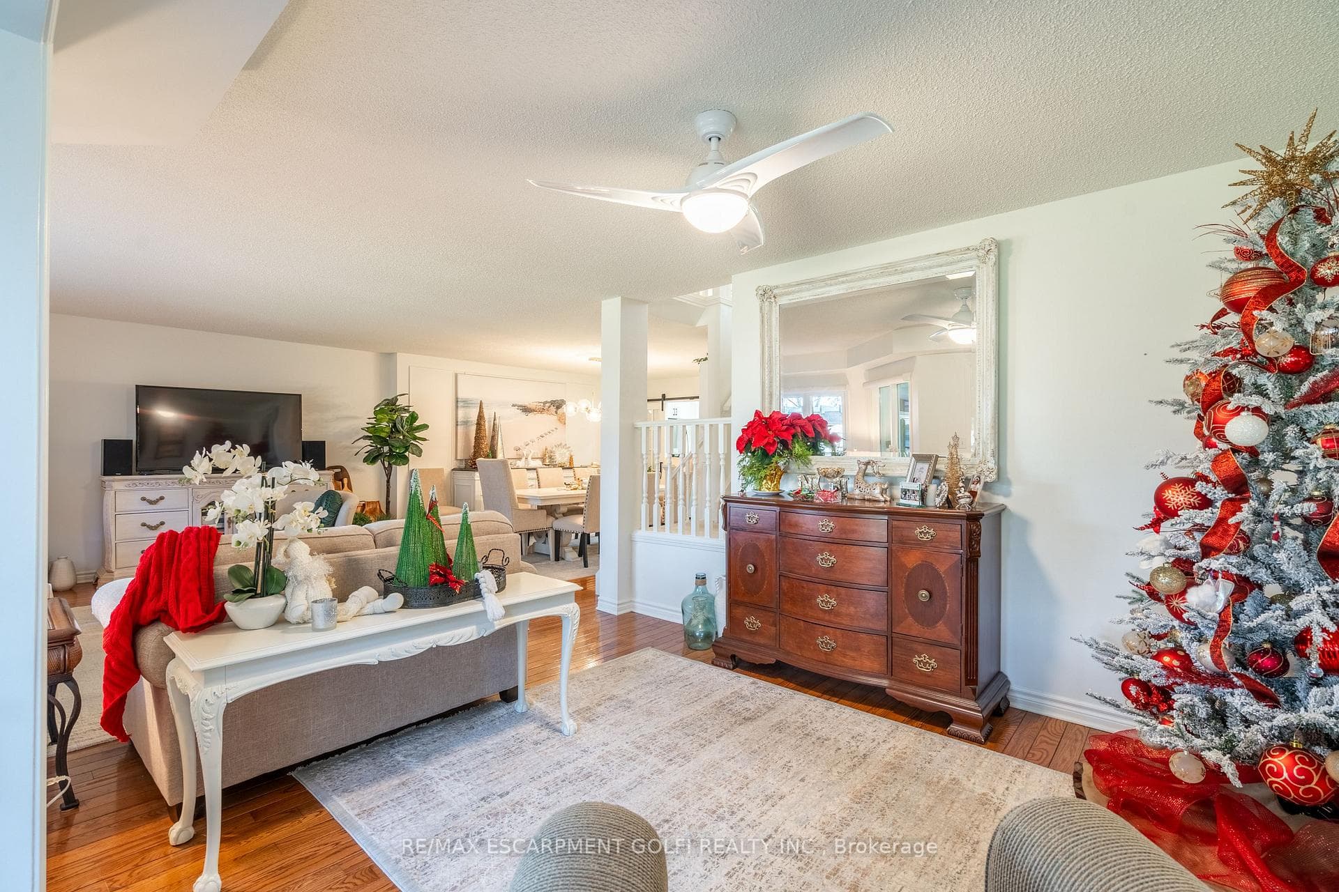 375 BOOK Road Unit 19 photo 15