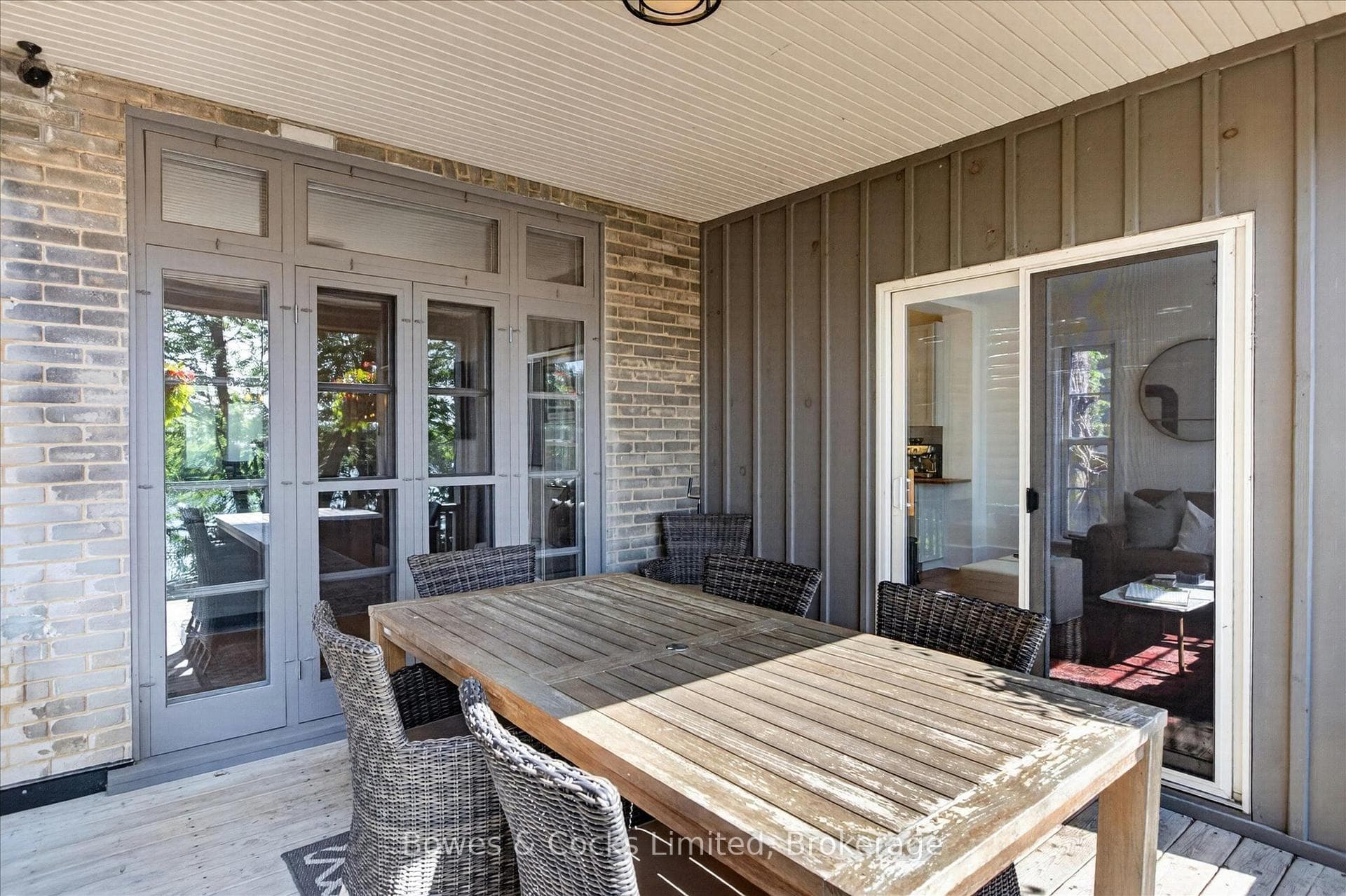 251 Engleburn Avenue photo 40