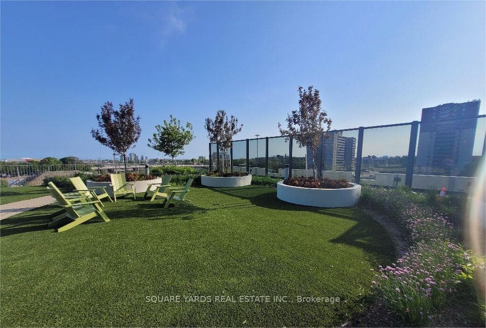 30 Gibbs Road Unit 710 photo 19