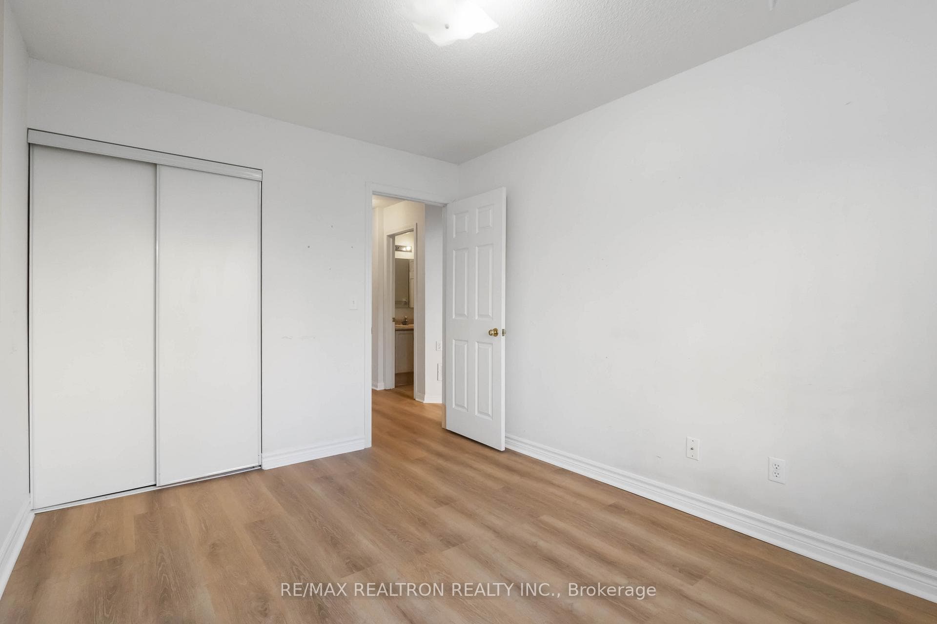 14 St. Moritz Way Unit 12 photo 22