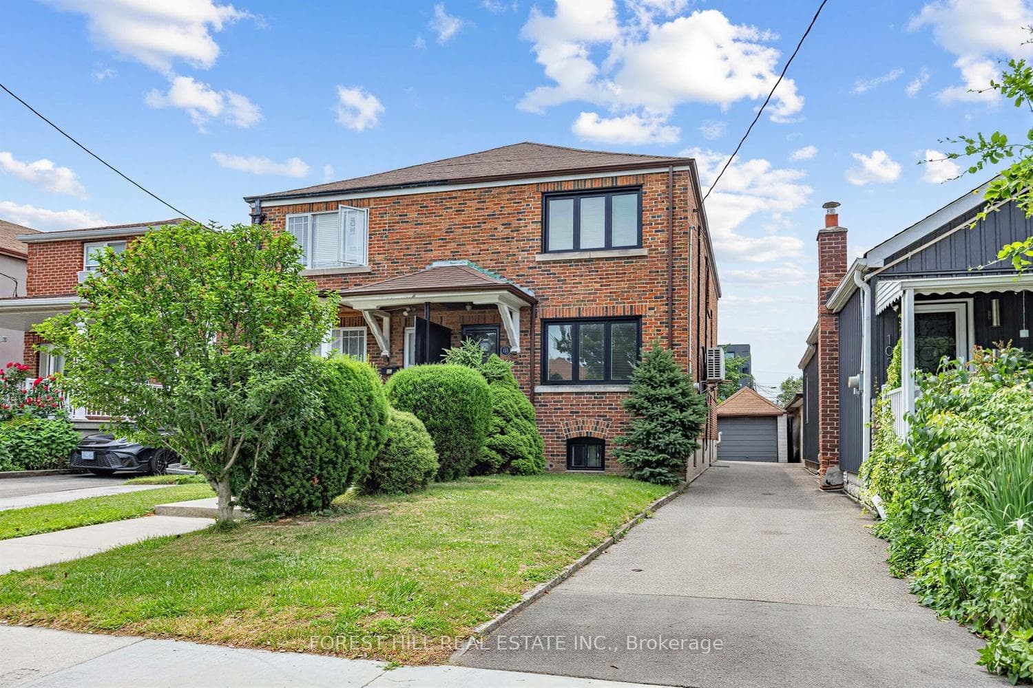 101 Holwood Avenue photo 1