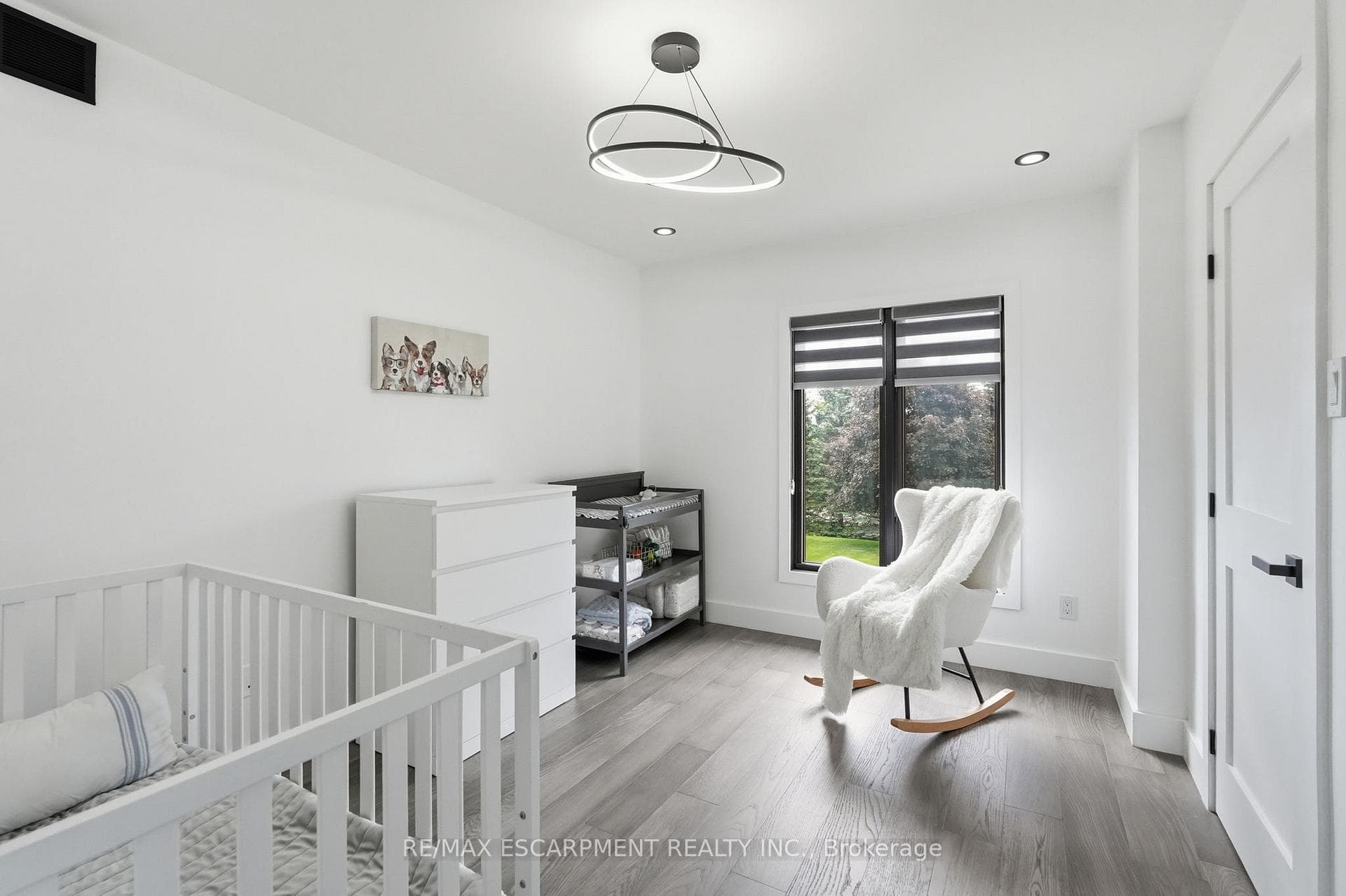 2 CURRIE Drive photo 27