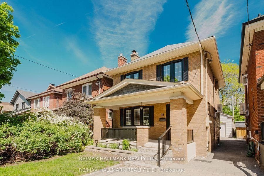 18 Glen Stewart Avenue photo 2