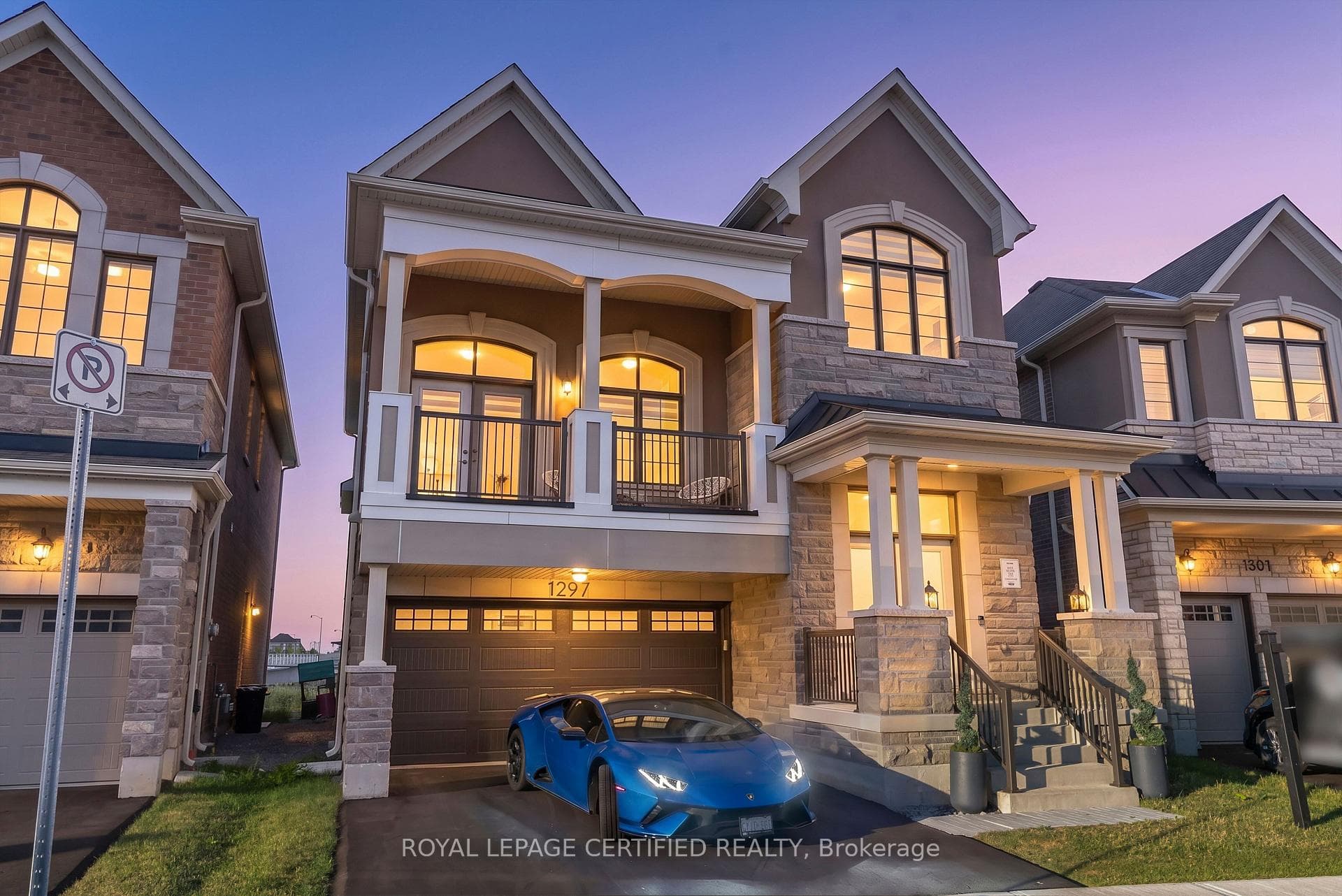 1297 Basswood Crescent photo 1