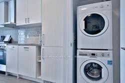 125 Redpath Avenue Unit 3309 photo 11