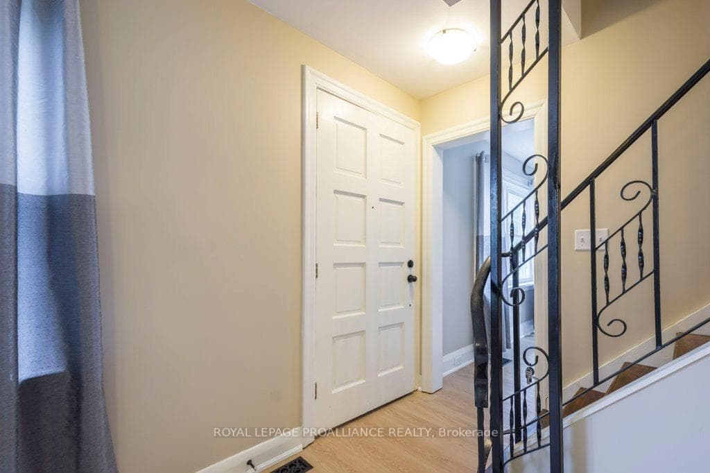 306 Macdonald Avenue photo 4