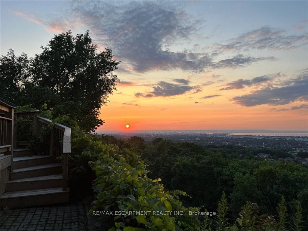 665 RIDGE Road photo 49