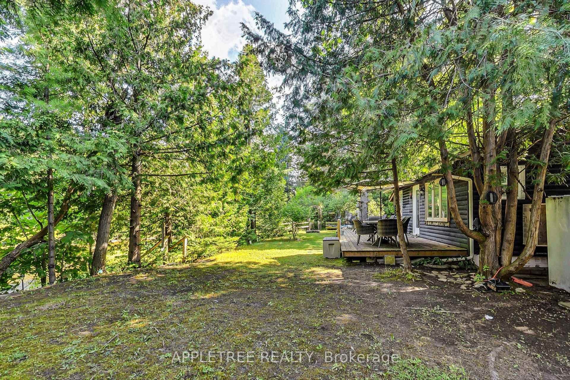9040 River Road photo 30