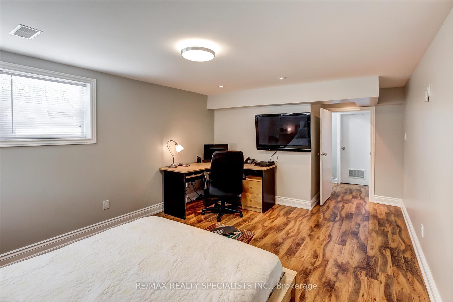 3166 The Credit Woodlands N/A photo 24