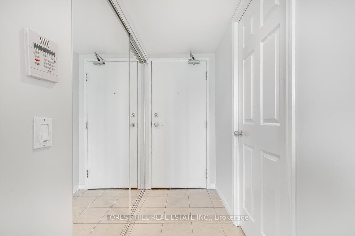 30 Harrison Garden Boulevard Unit 703 photo 8