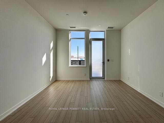 3071 Trafalgar Road Unit B103 photo 10