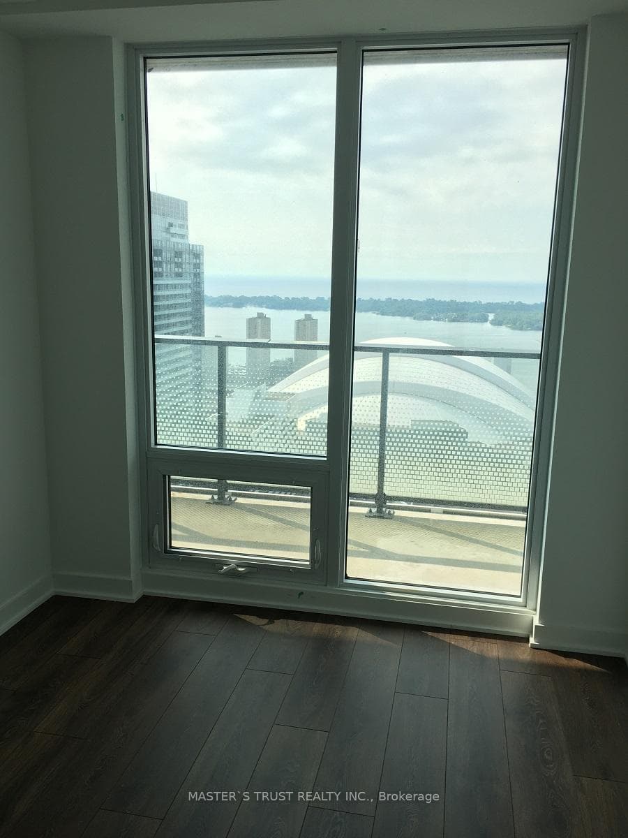 125 Blue Jays Way Unit 5208 photo 18