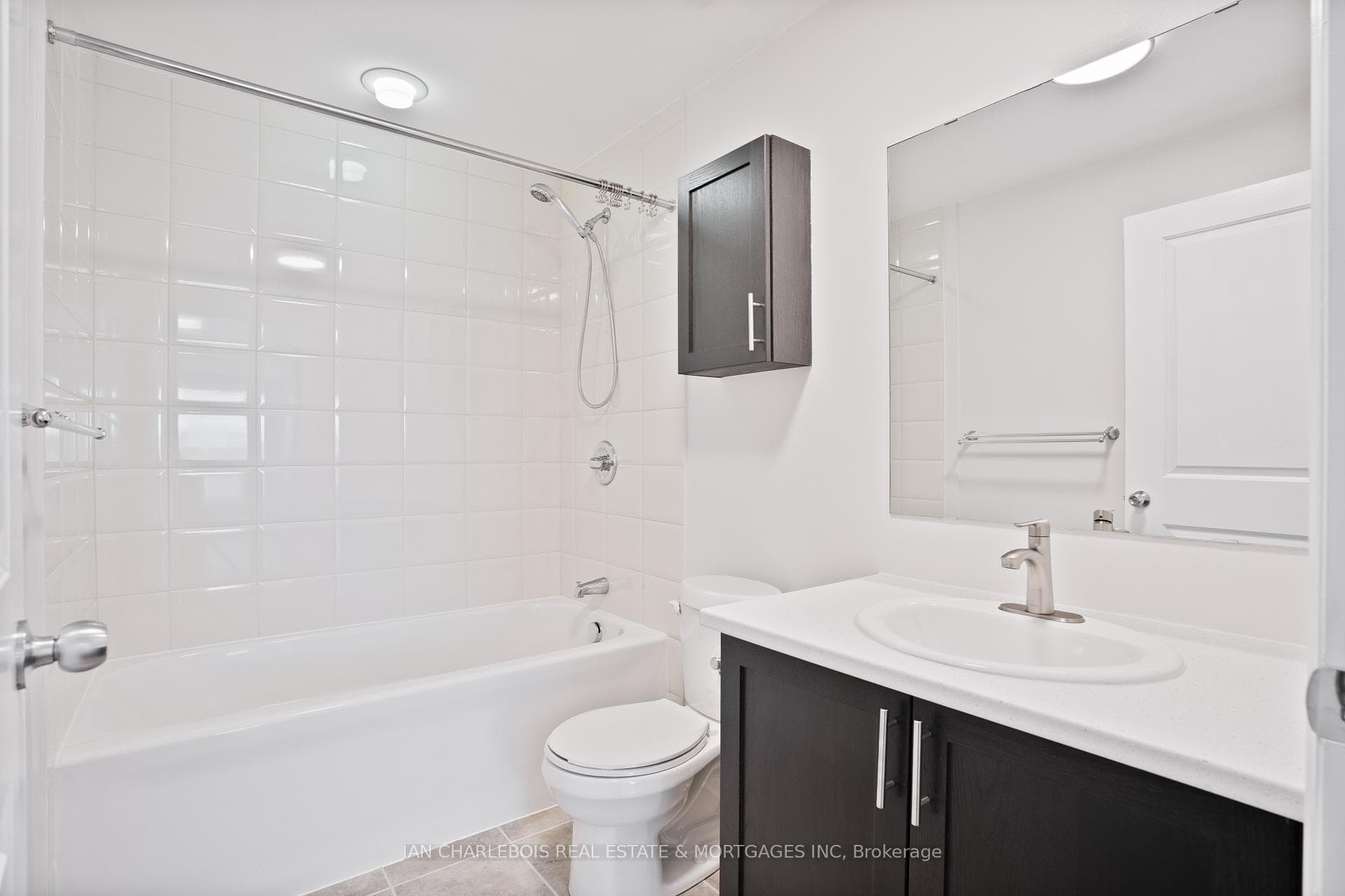 225 Winterfell N/A Unit 104 photo 15