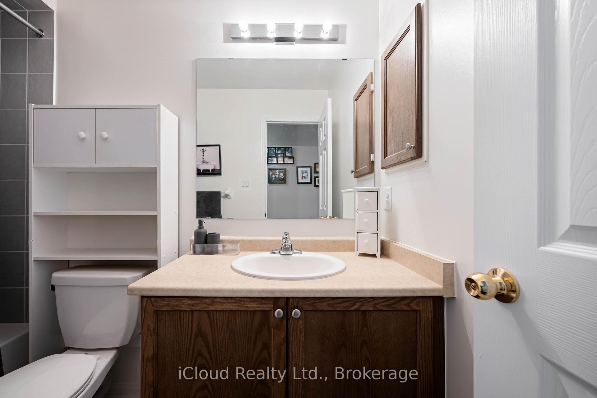 100 Goldham Way photo 21