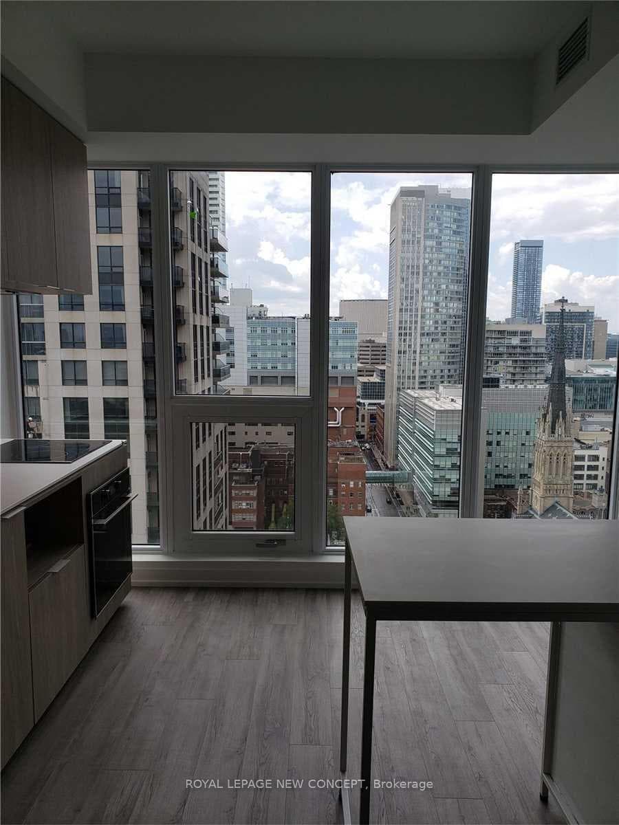 77 Shuter Street Unit 2615 photo 6