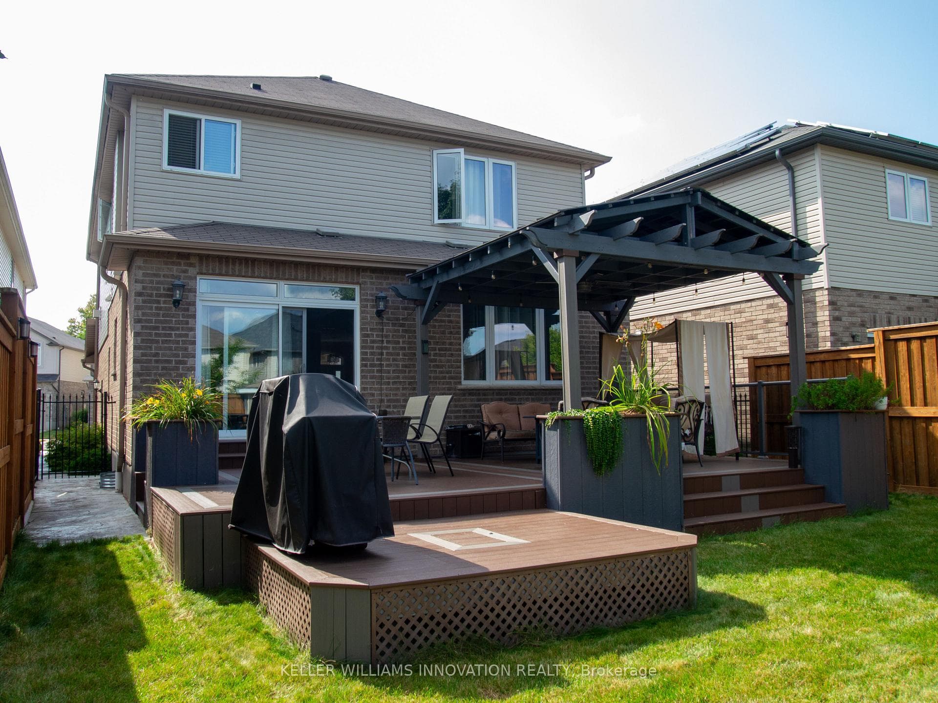 14 Condor Street photo 37