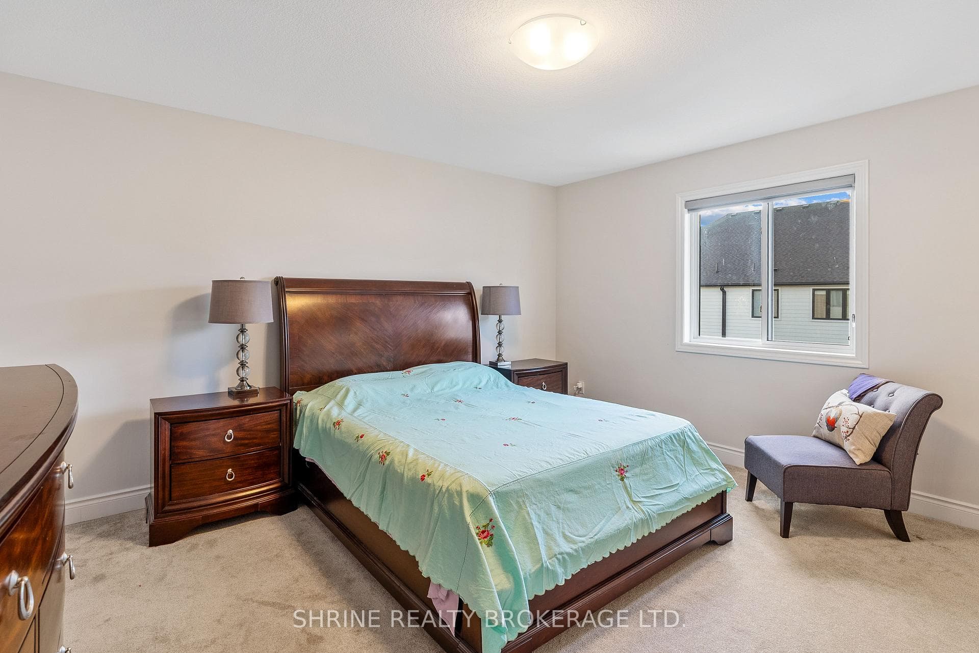 3719 Somerston Crescent photo 21