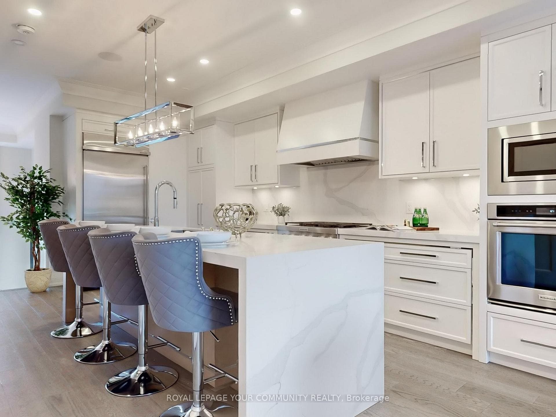 3052 Bayview Avenue photo 7