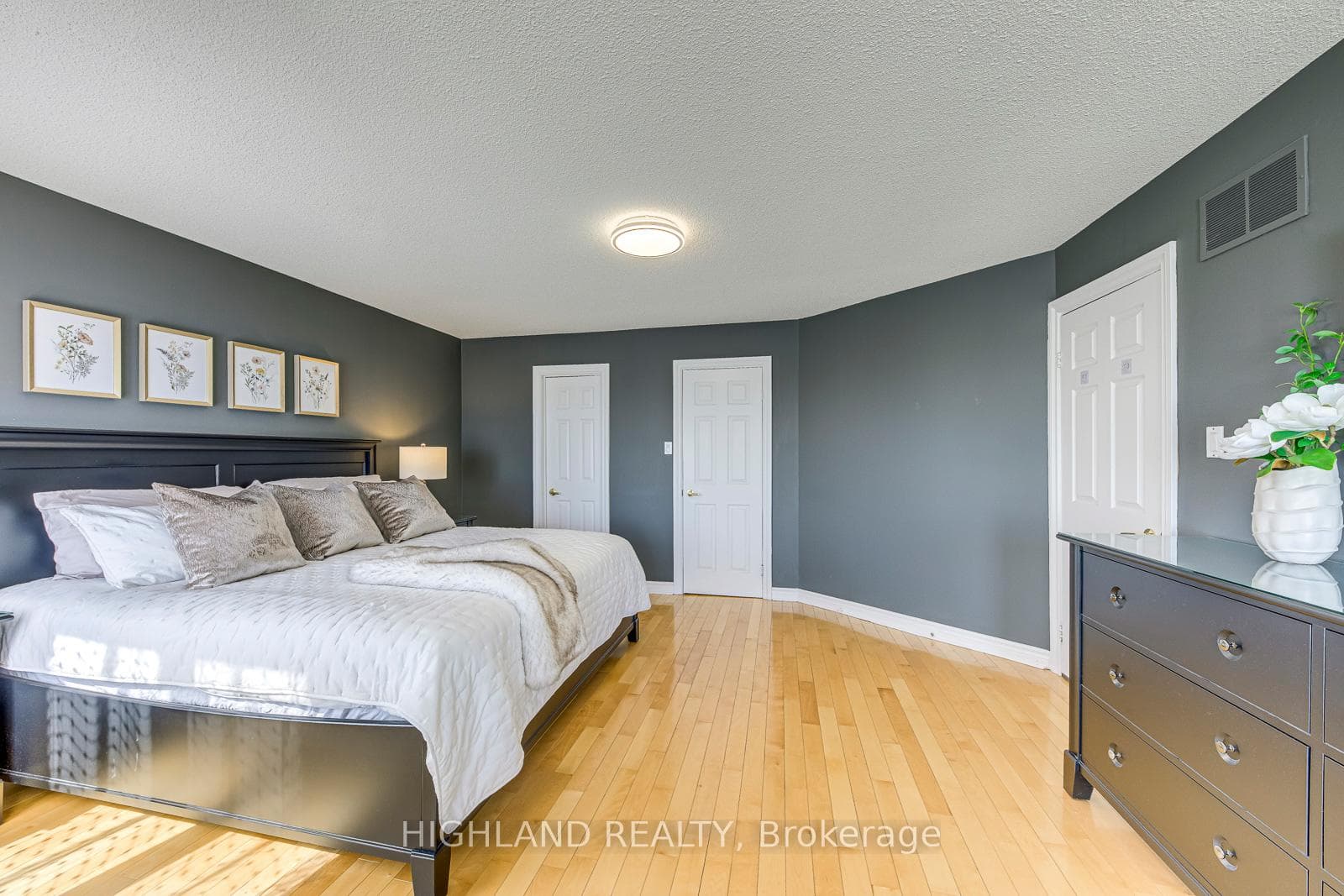 1012 Glenbrook Avenue photo 27
