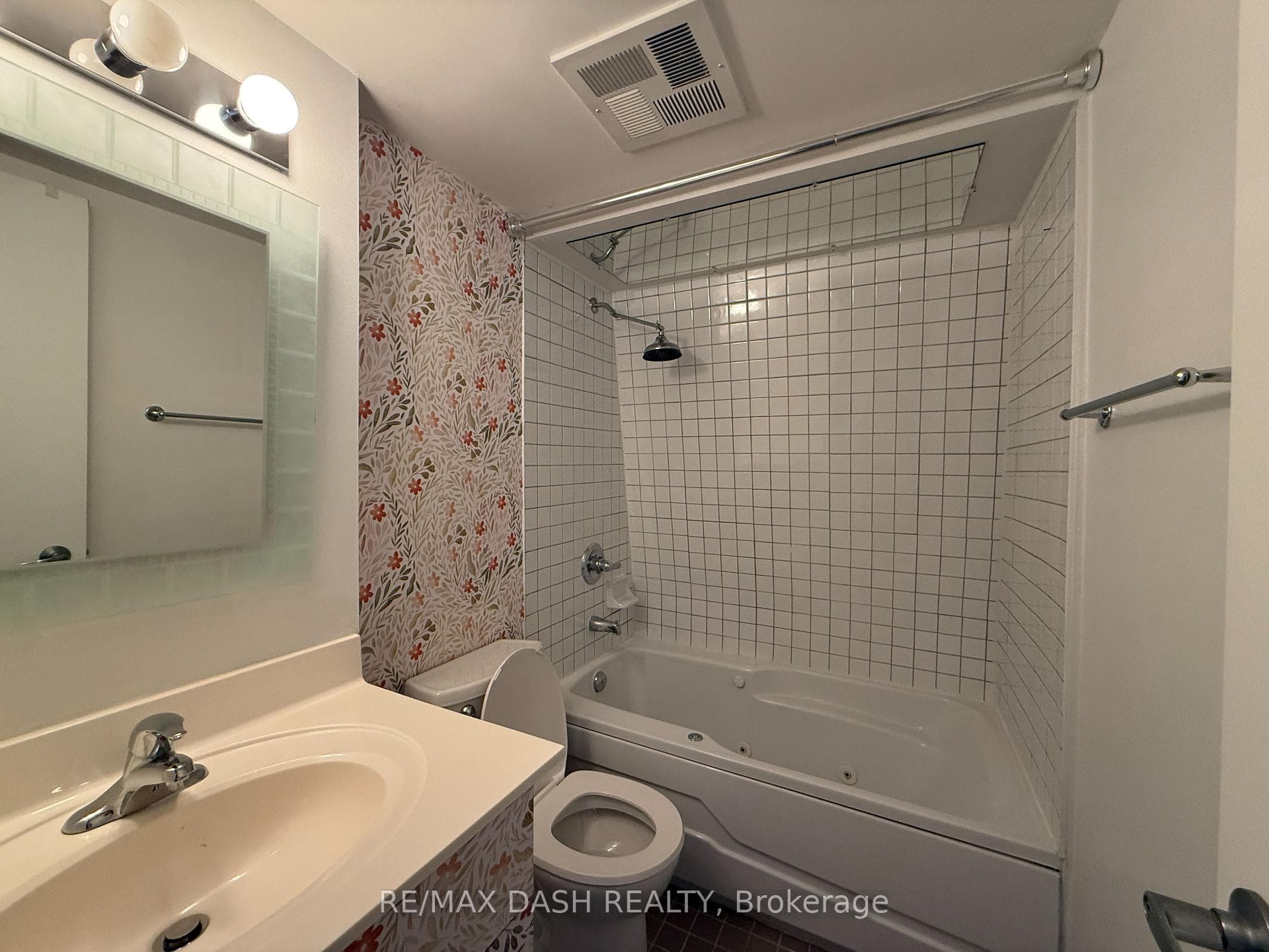 415 Jarvis Street Unit 342 photo 17
