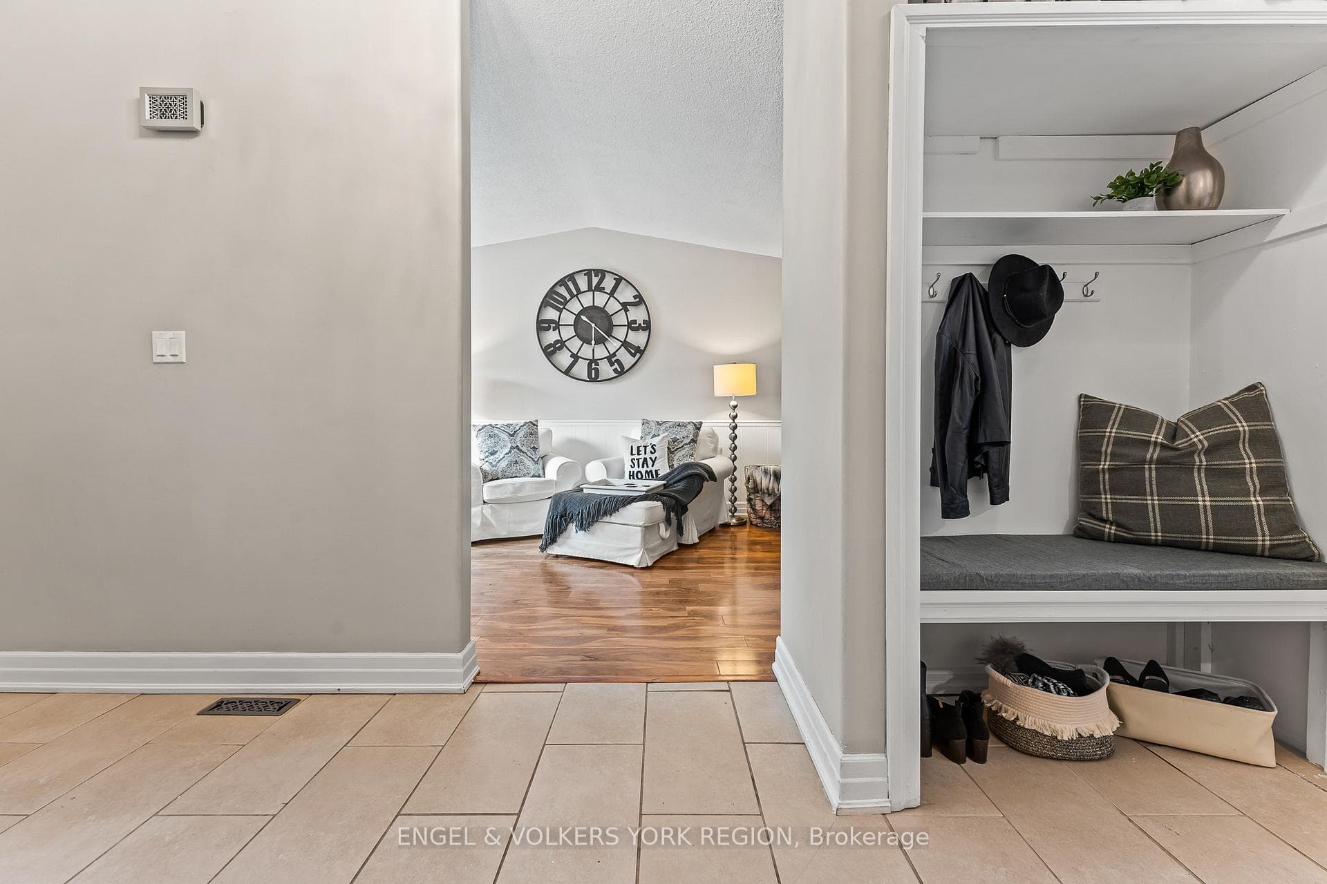 45 Noam Drive photo 4