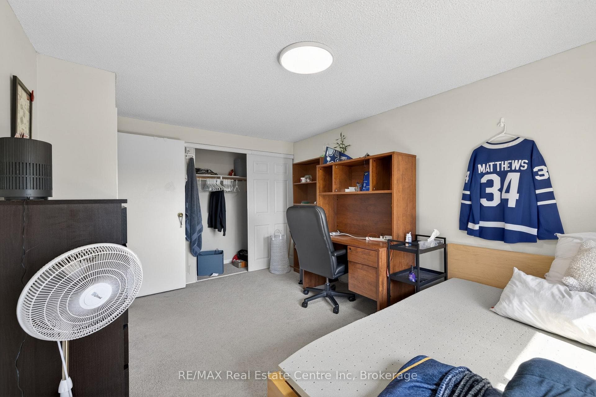 137 Dovercliffe Road photo 19