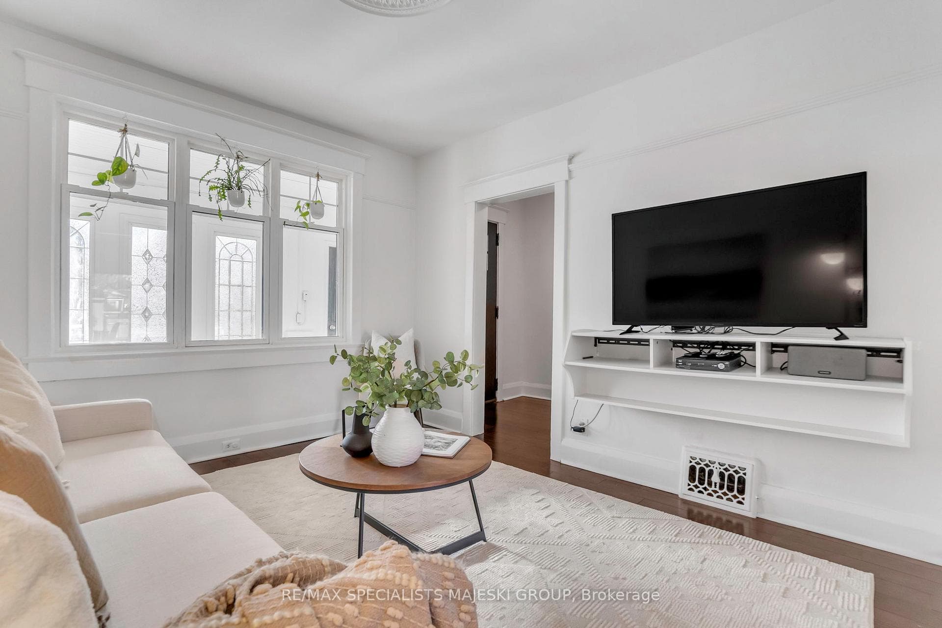 28 Heman Street photo 9