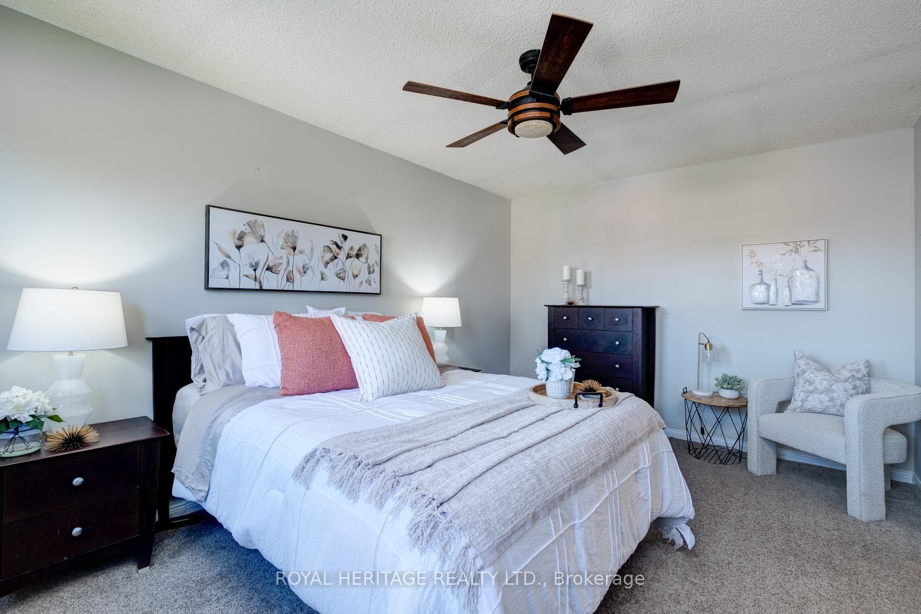 19 Turnberry Crescent photo 26