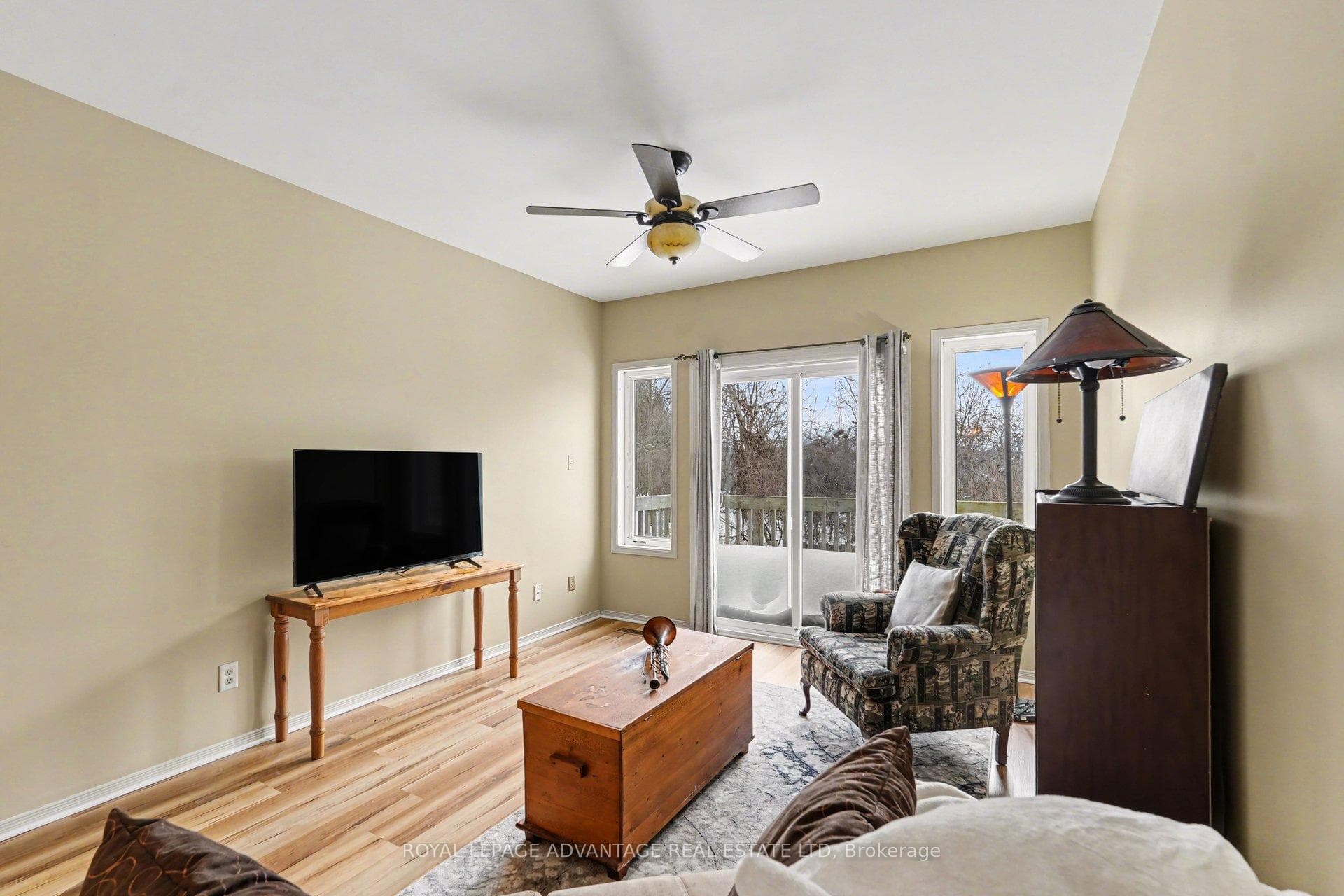 94 Patterson Crescent photo 12