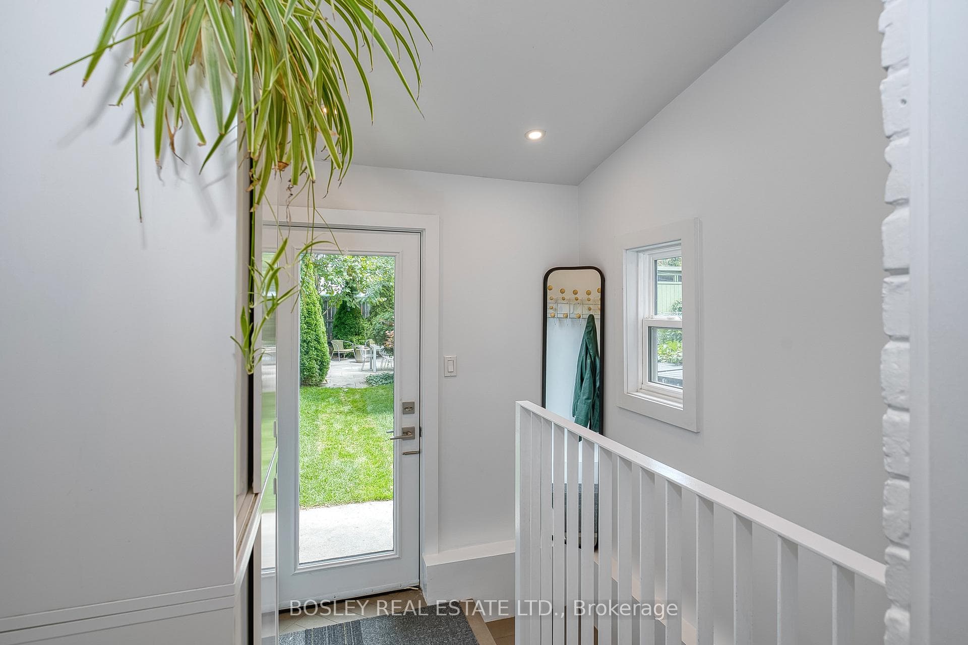 10 Herman Avenue photo 38