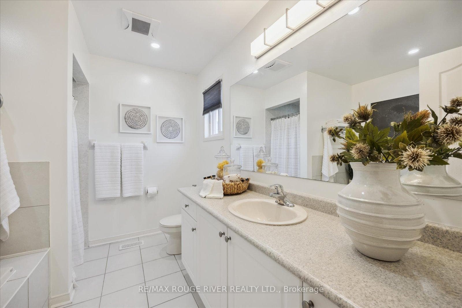 6 Waldron Court photo 19
