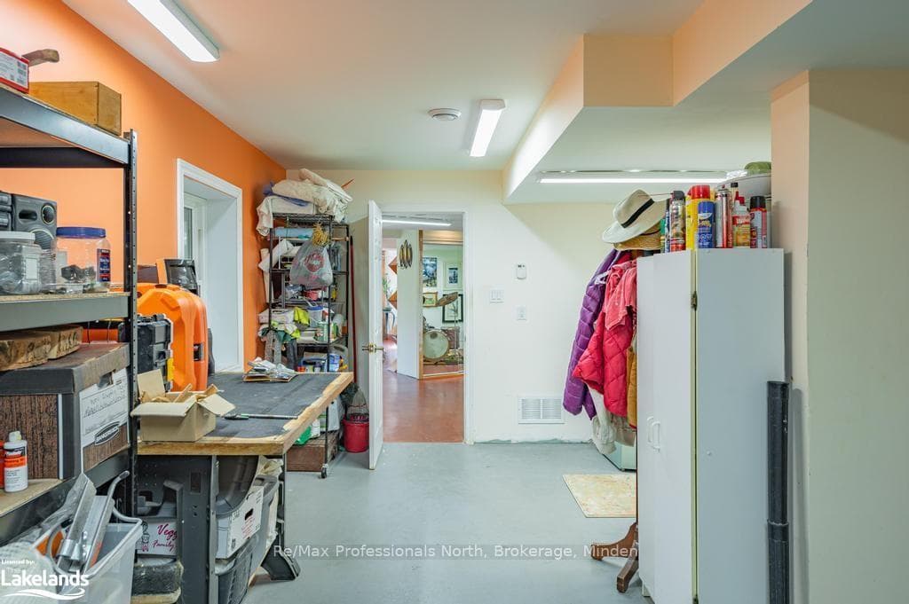 1453 SOUTH LAKE Road photo 41