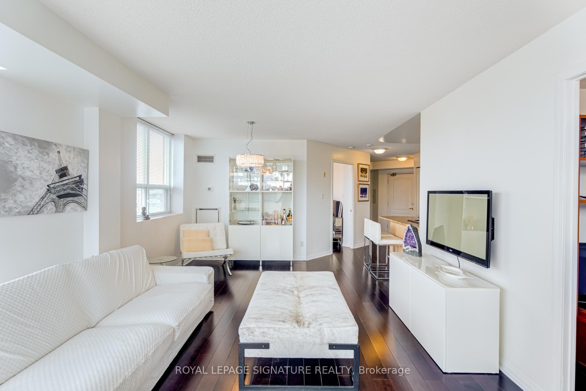 3130 Yonge Street Unit PH5 photo 2