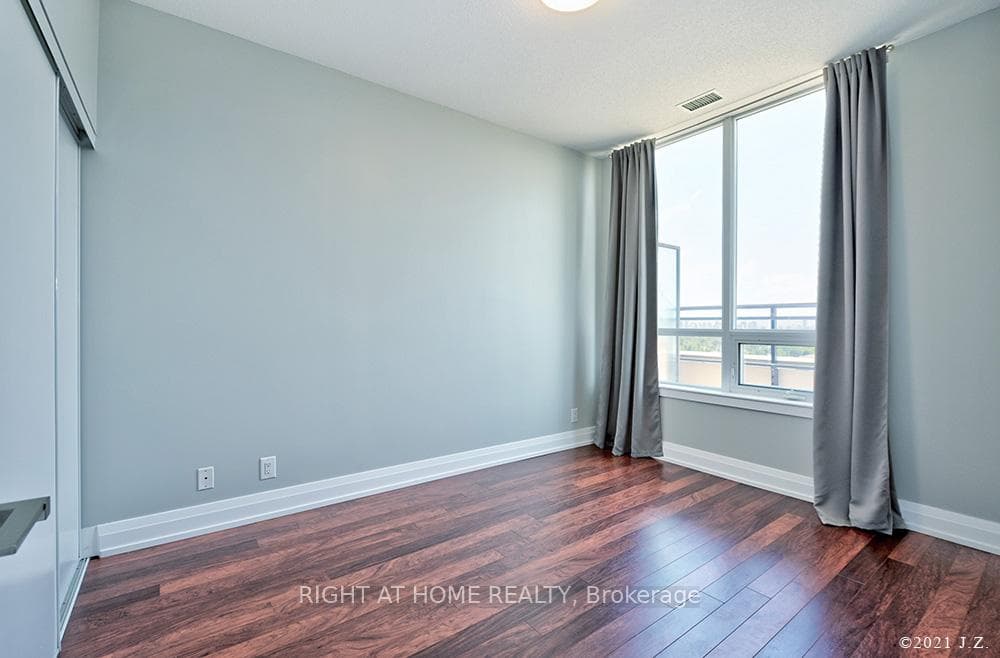 1 De Boers Drive Unit Ph06 photo 16
