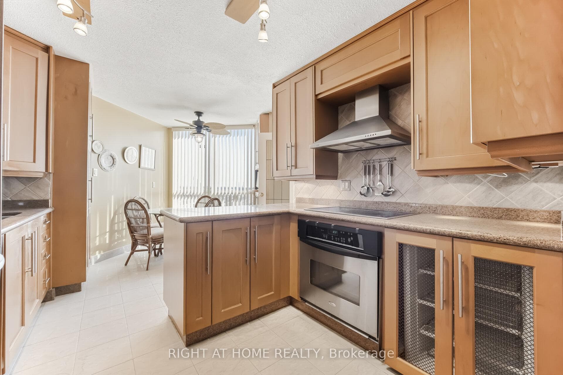 120 Promenade Circle Unit 711 photo 19