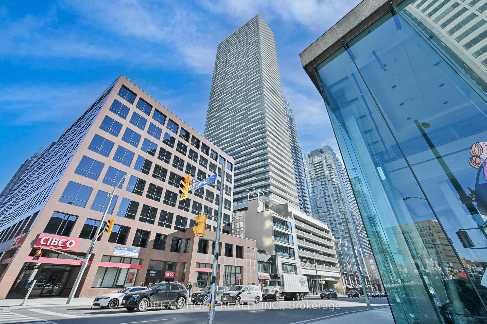 2221 Yonge Street Unit 5303 photo 1